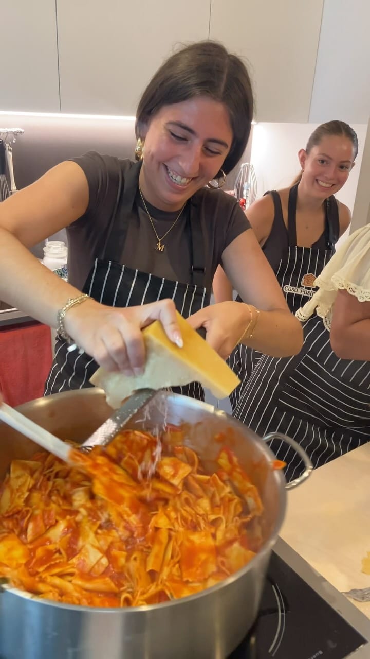 Post 4 by Casa Pastrocchi | Milan Cooking Class on Instagram (video)