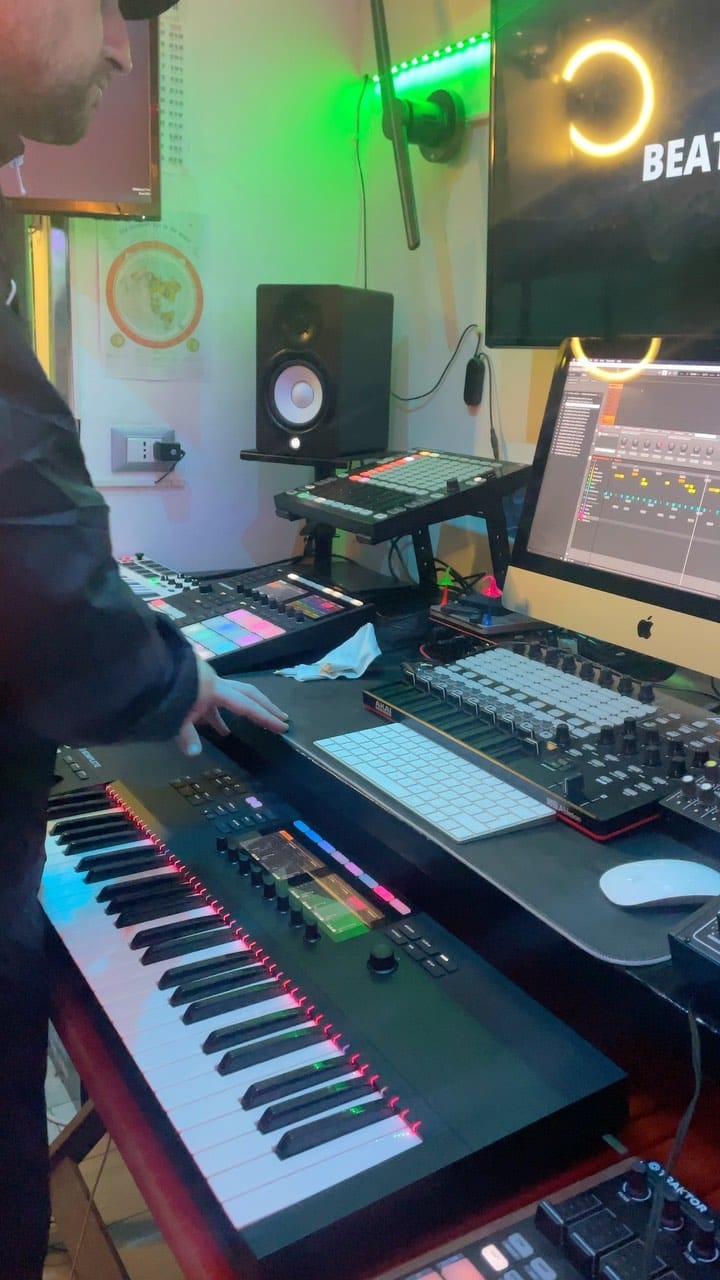 Post 6 by Beat Sound on Instagram (video)