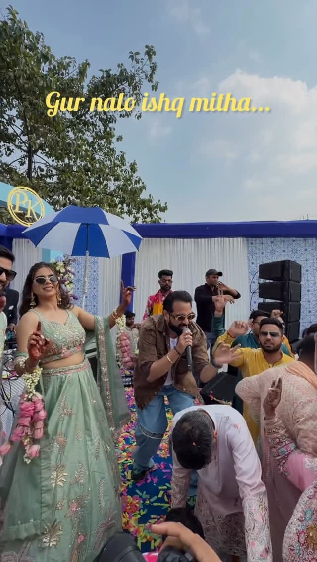 Post 4 by Avinav 𝑀𝒾𝓃𝑜𝒸𝒽𝒶 on Instagram (video)