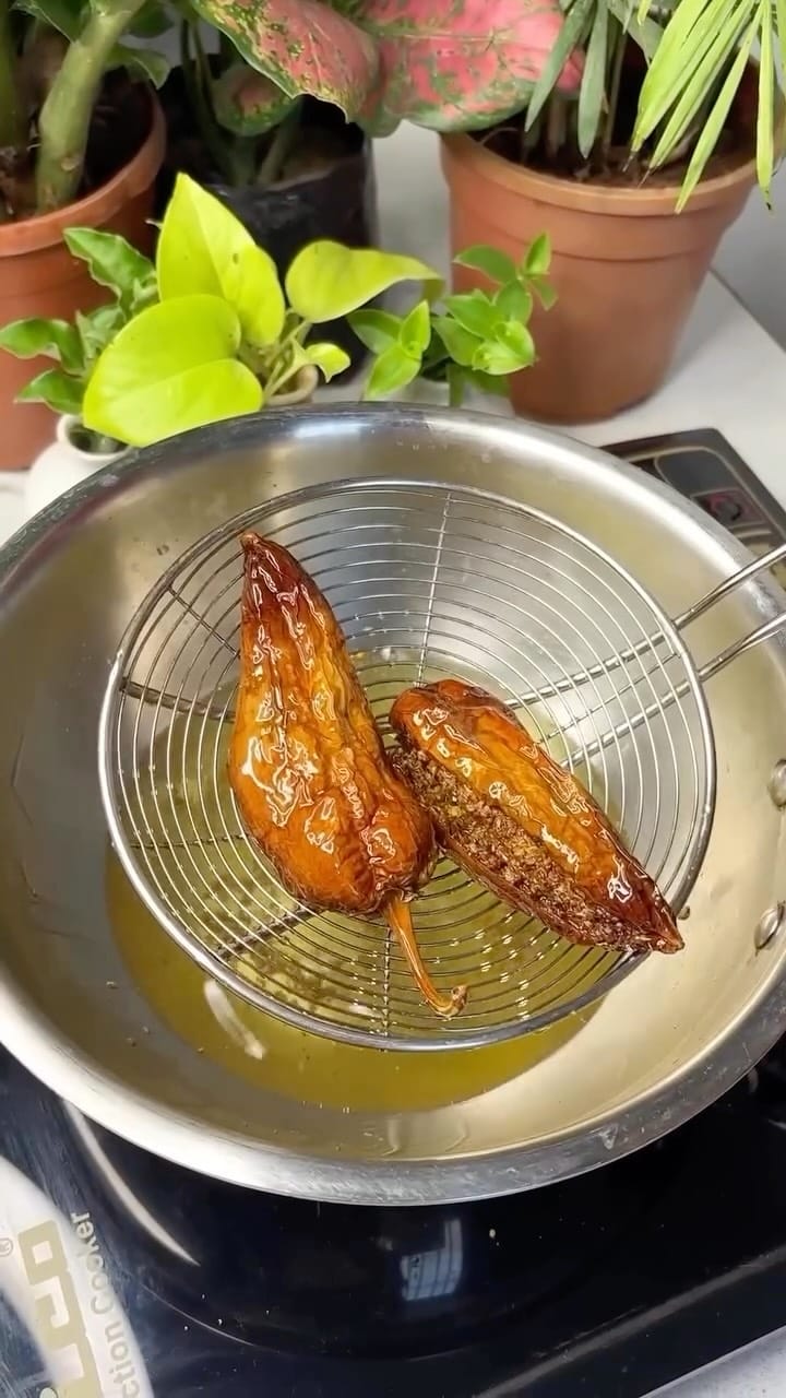 Post 3 by Vineet yadav on Instagram (video)