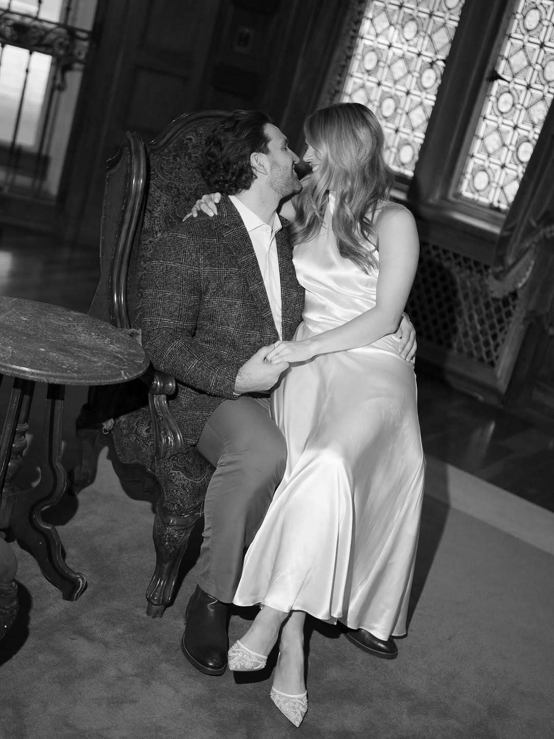 Post 2 by Indianapolis & Chicago Wedding Photographer on Instagram (carousel)