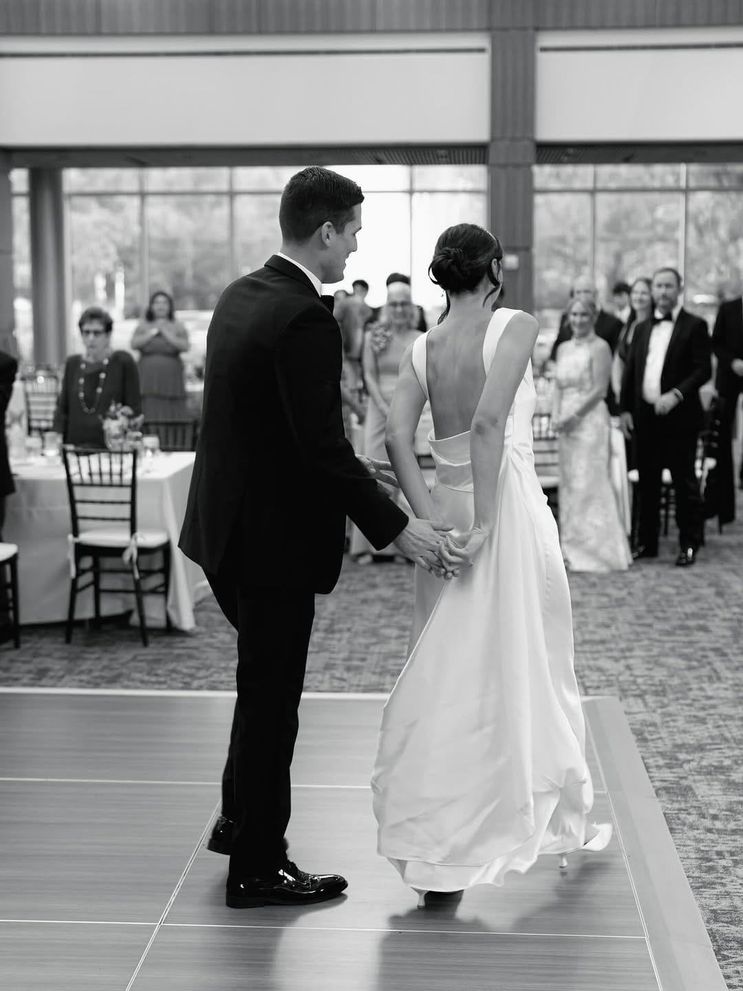 Post 7 by Indianapolis & Chicago Wedding Photographer on Instagram (carousel)