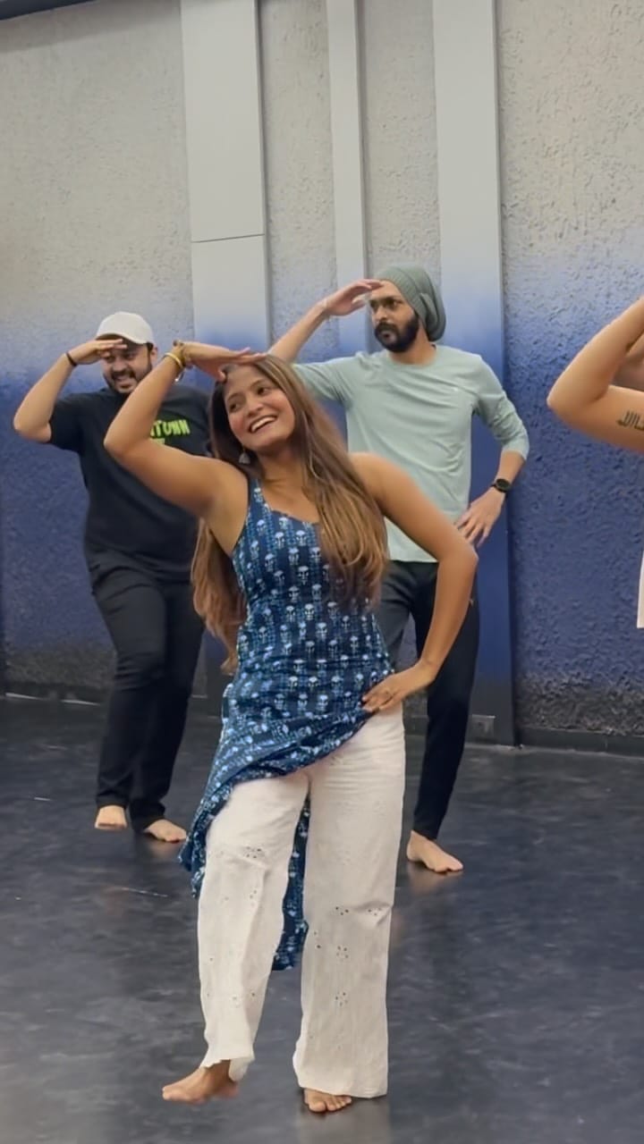Post 6 by Suruchi Gour on Instagram (video)