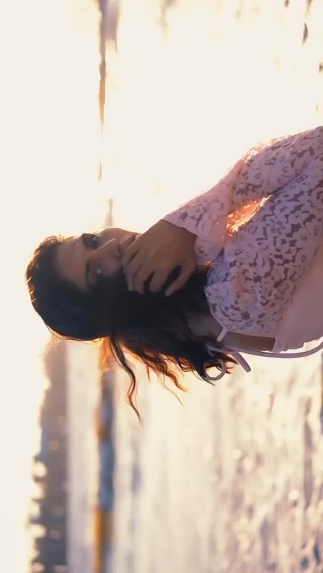 Post 5 by Shreya Jog on Instagram (video)
