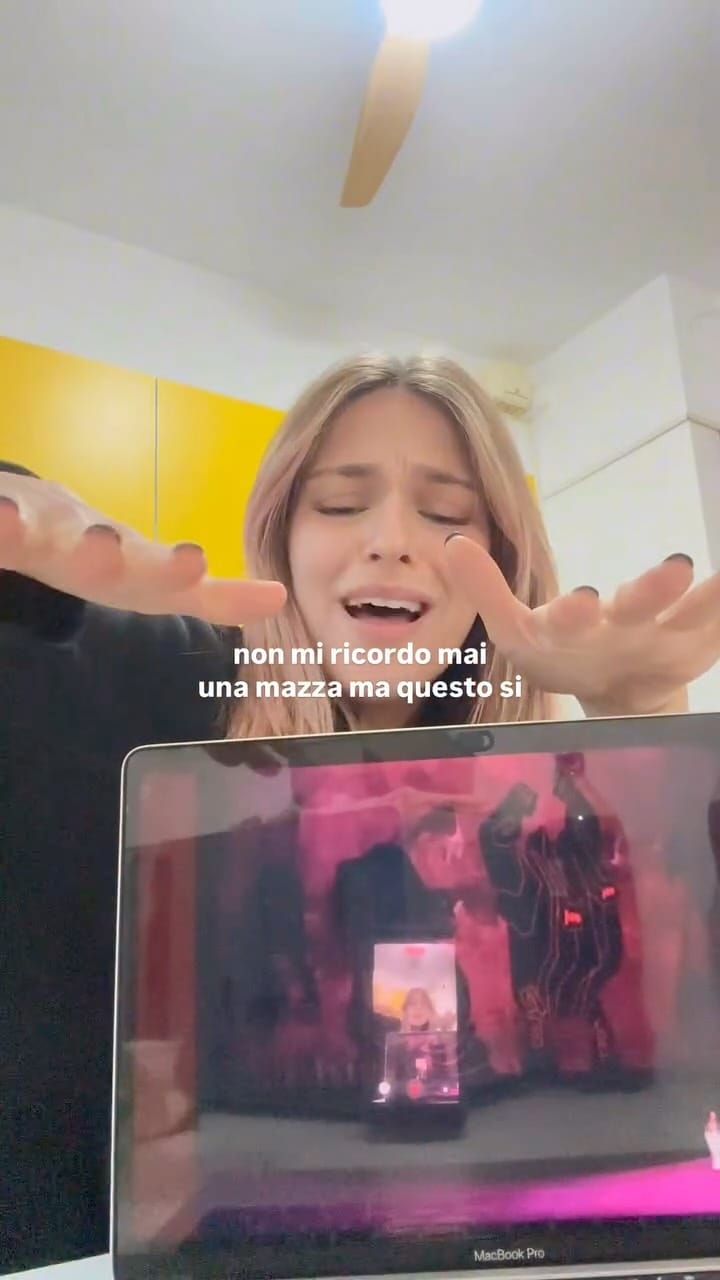 Post 7 by Viola on Instagram (video)