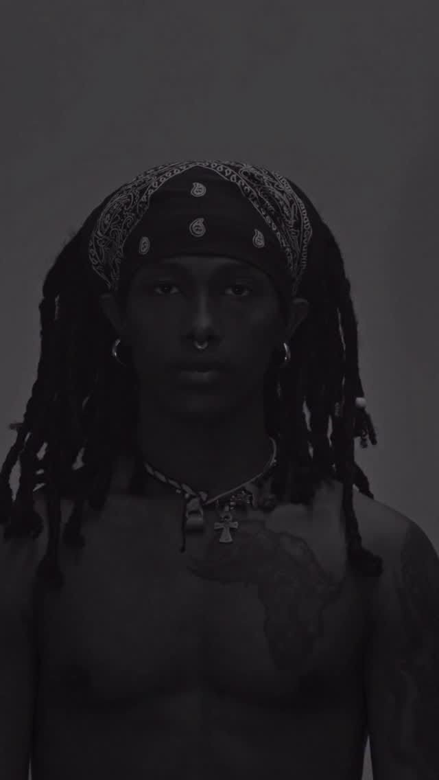 Post 9 by ድንቅ 🛖 on Instagram (video)