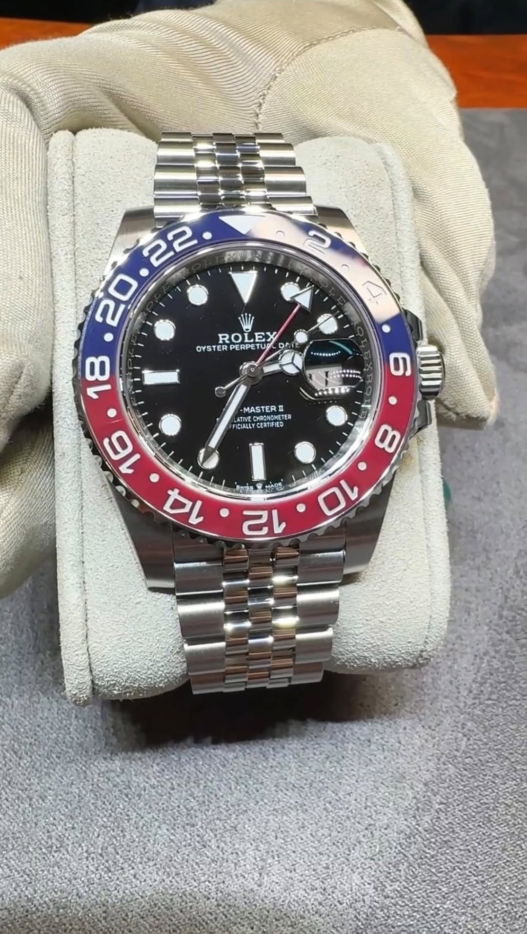 Post 3 by Bigham Jewelers on Instagram (video)