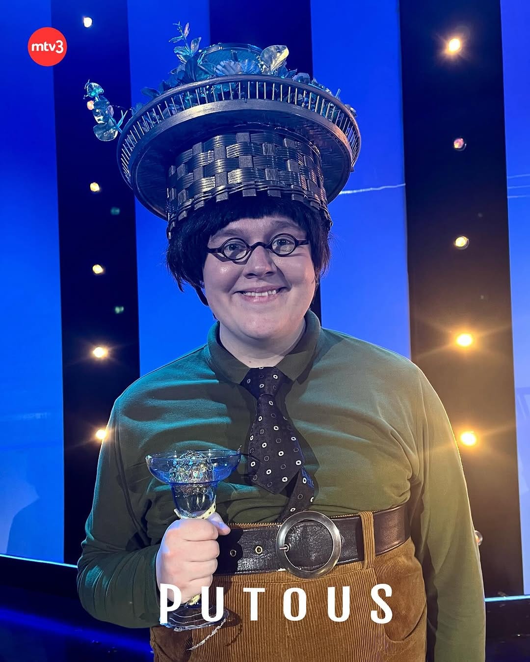 Post 9 by PUTOUS on Instagram (image)