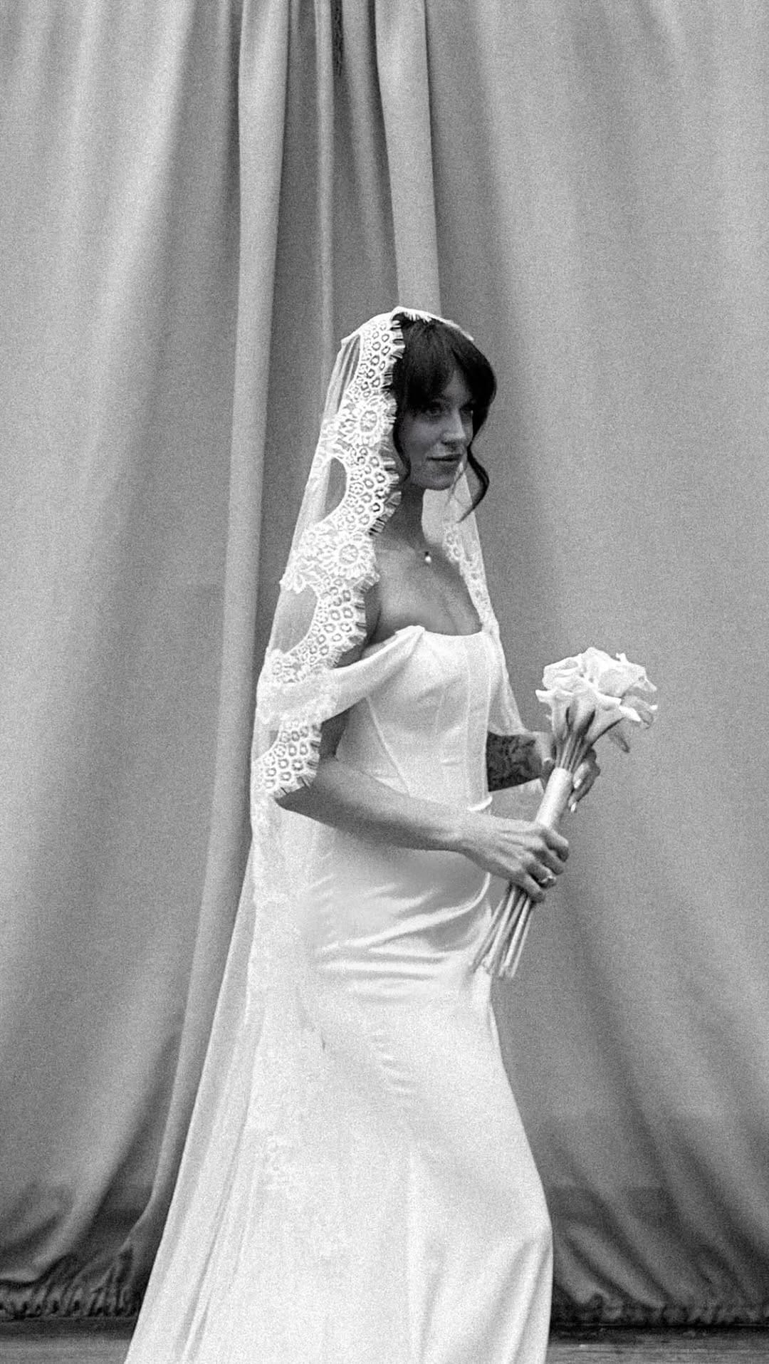 Post 1 by Wedding photographer Italy Europe on Instagram (video)