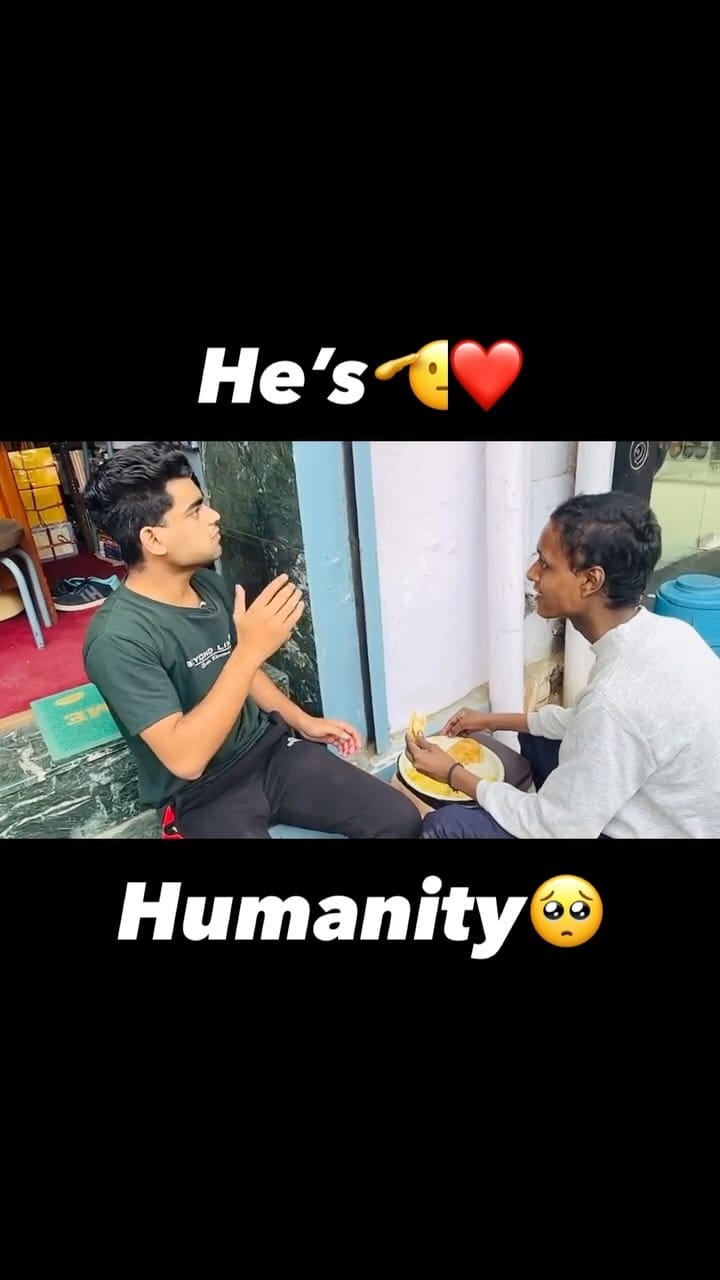 Post 8 by PRANKSTER SACHIN on Instagram (video)