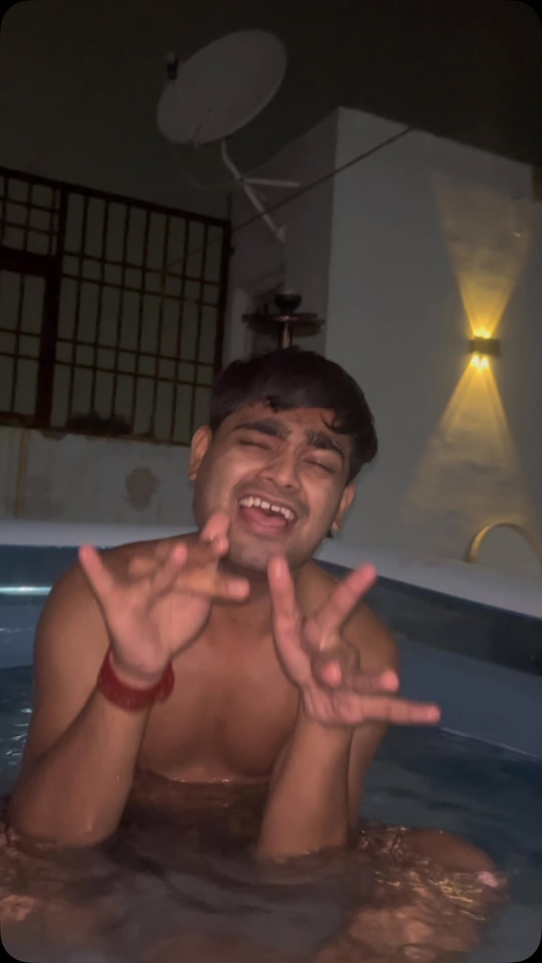 Post 5 by PRANKSTER SACHIN on Instagram (video)