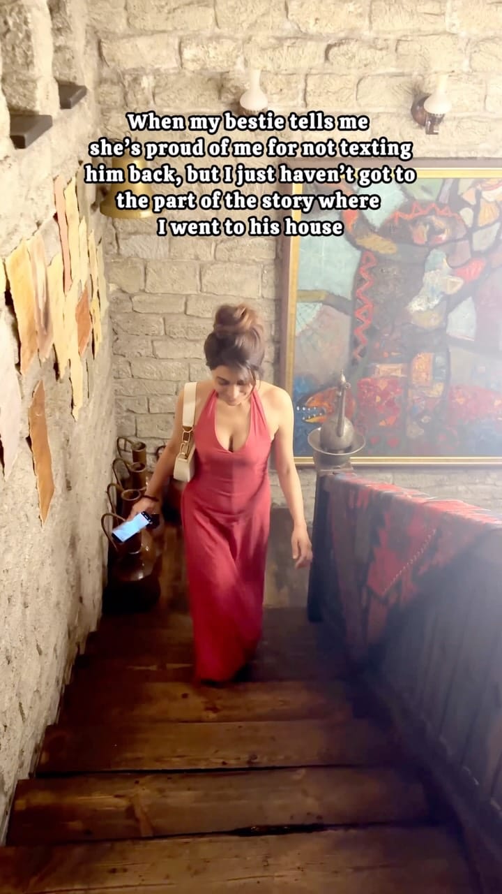 Post 4 by Roaleey Ryan on Instagram (video)