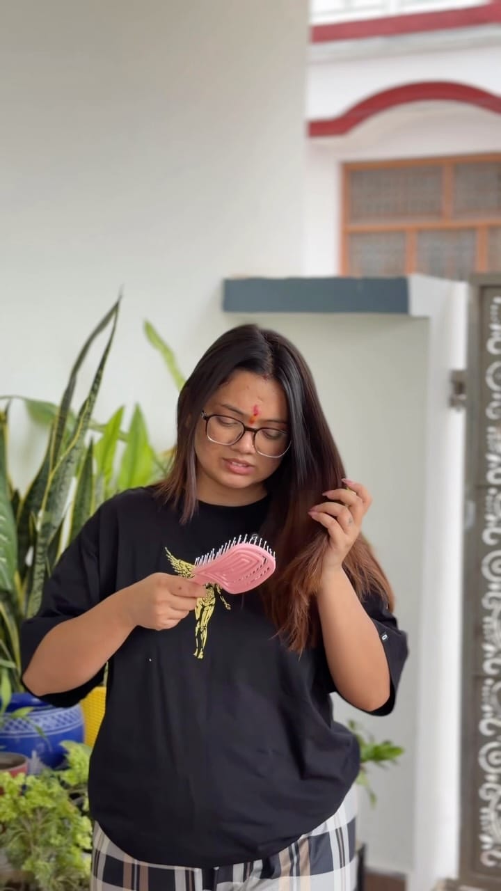 Post 4 by Himani Koranga on Instagram (video)