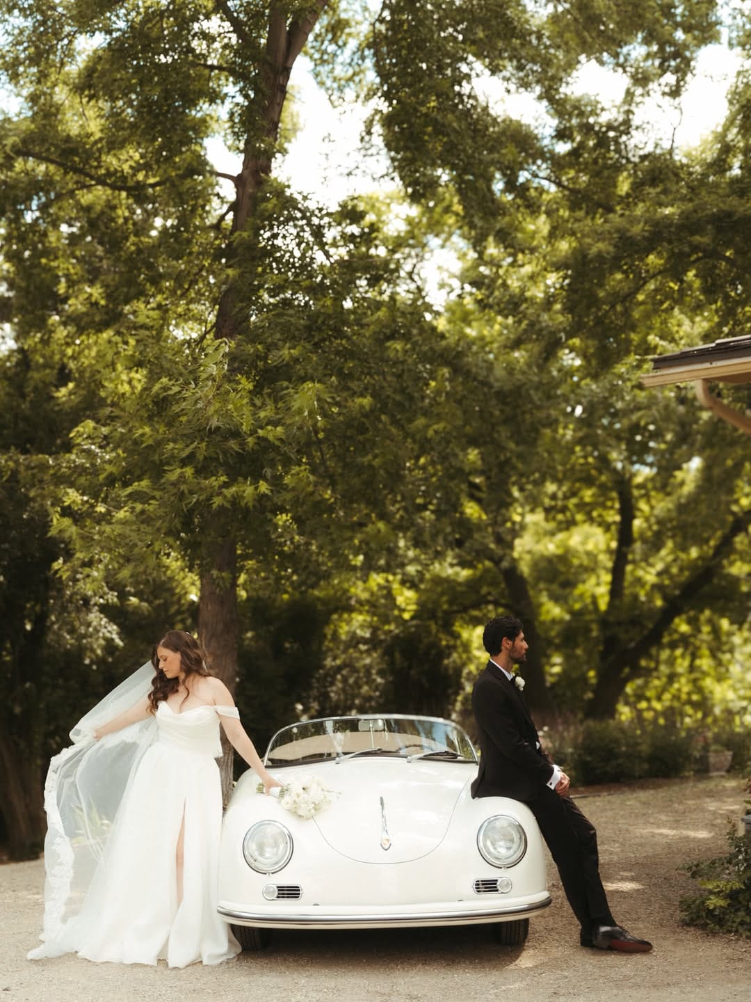 Post 6 by Tay | BC Wedding Photographer on Instagram (image)