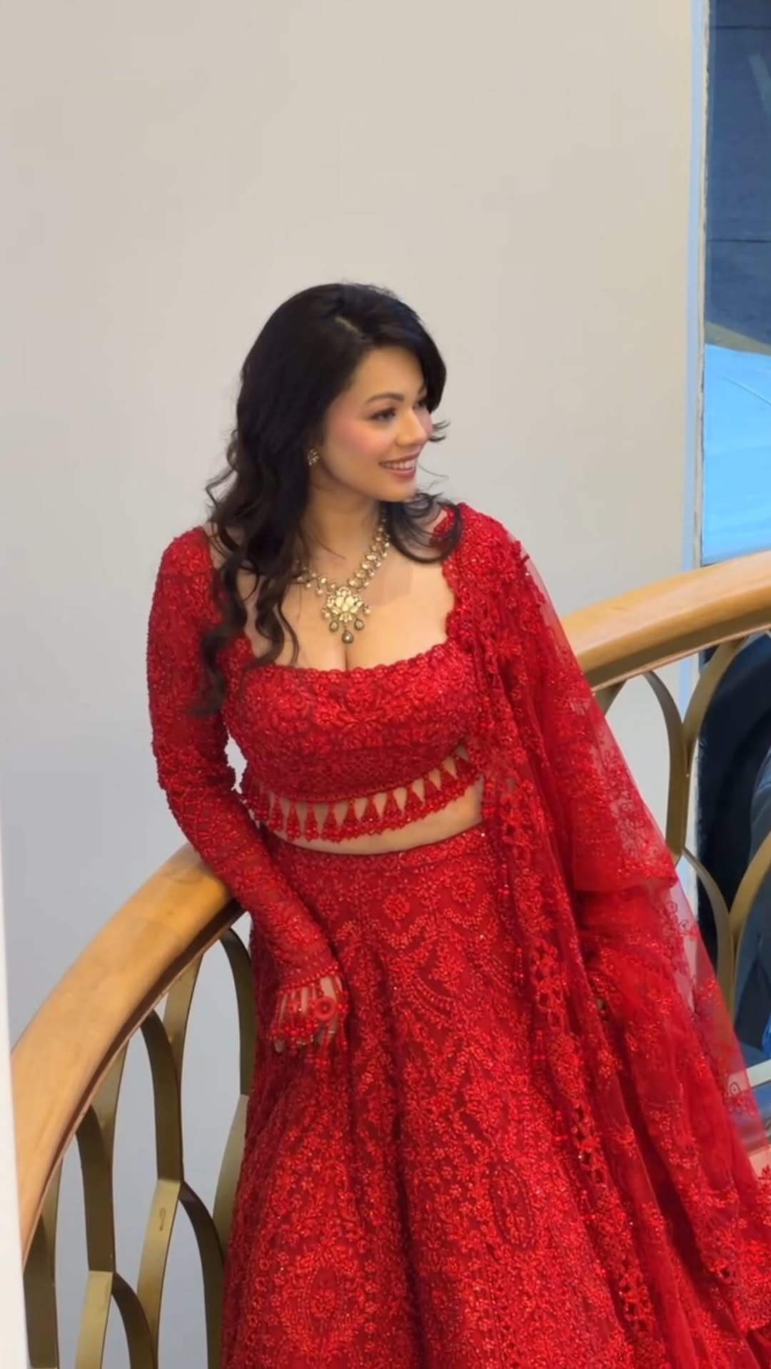 Post 1 by Harshita Gautam  | Delhi Makeup Artist 🧿 on Instagram (video)