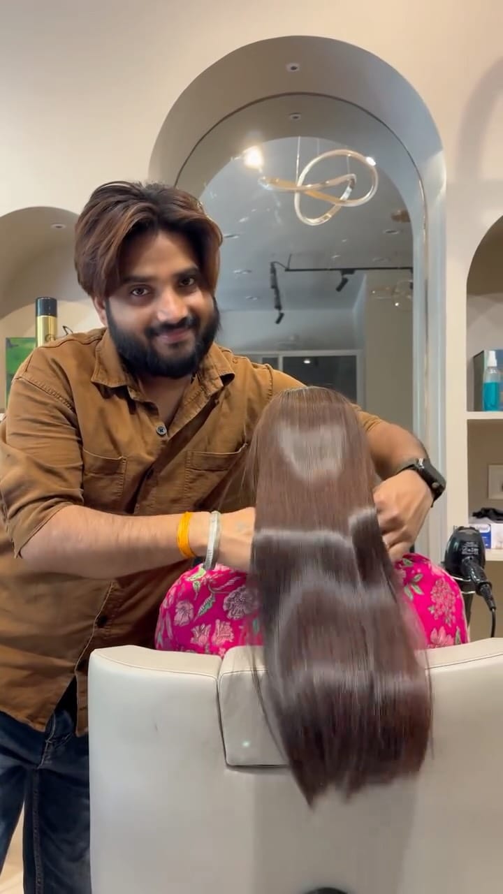 Post 8 by Rinku thakur on Instagram (video)