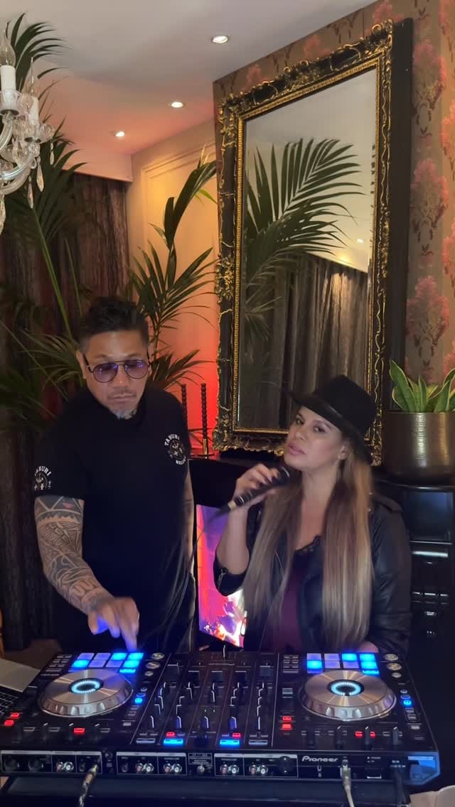 Post 3 by TAMARA CHLOÉ on Instagram (video)
