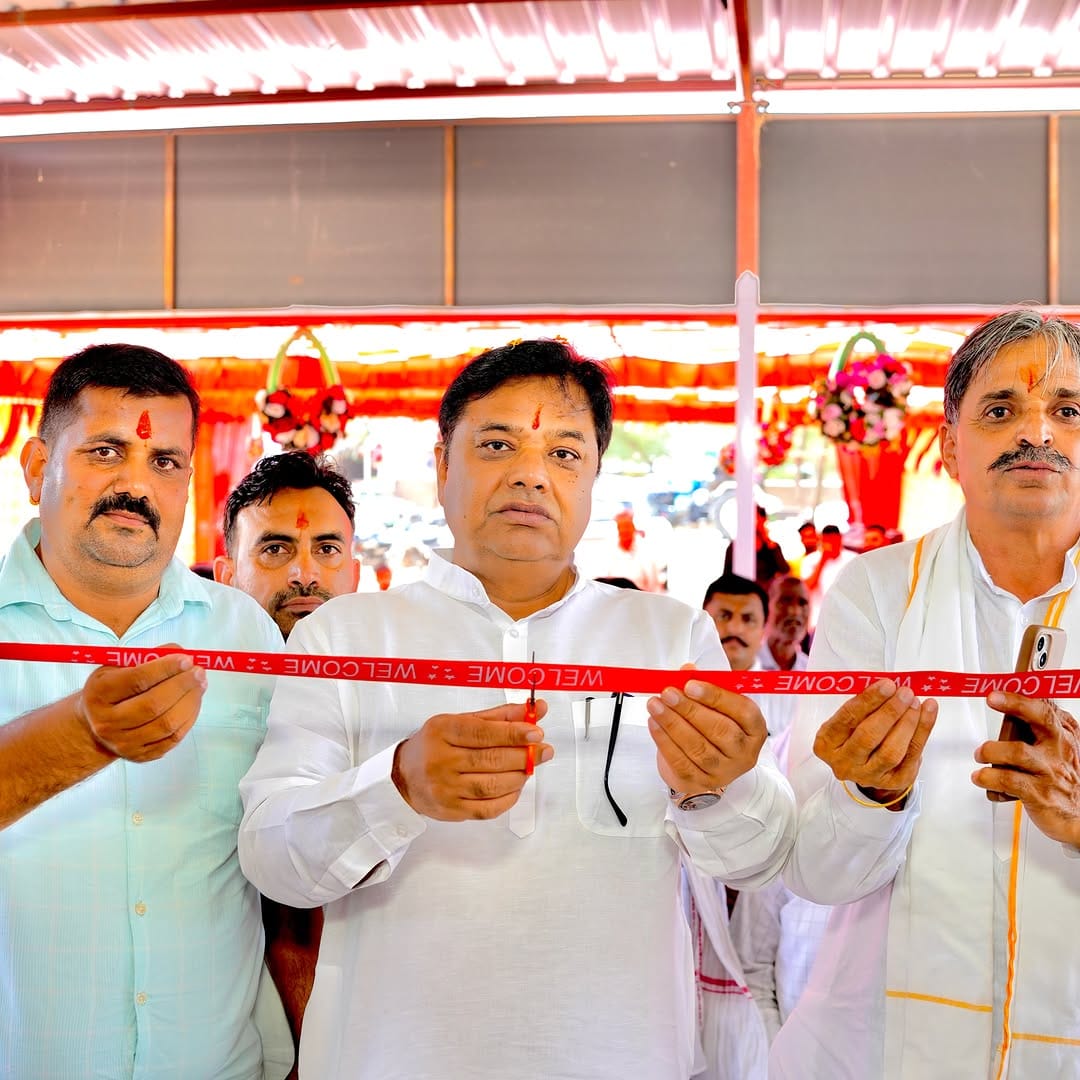 Post 5 by Ratiram Choudhary on Instagram (carousel)