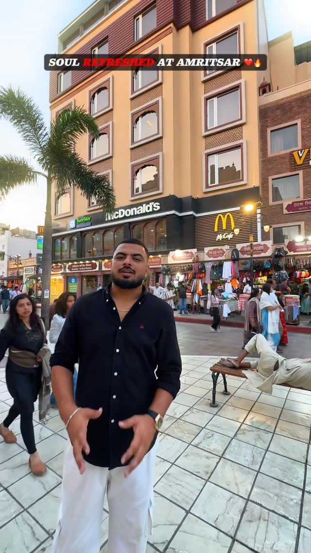 Post 3 by Raja Hiran on Instagram (video)