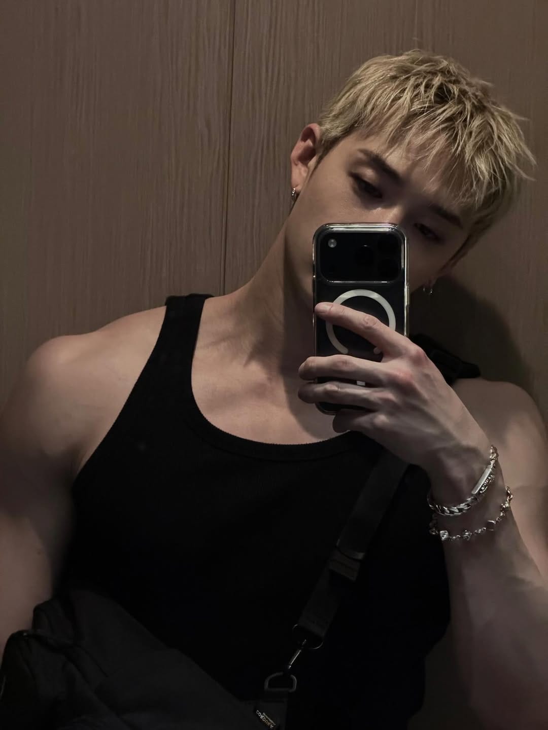 Post 1 by Stray Kids 스트레이 키즈/ fanpage on Instagram (image)