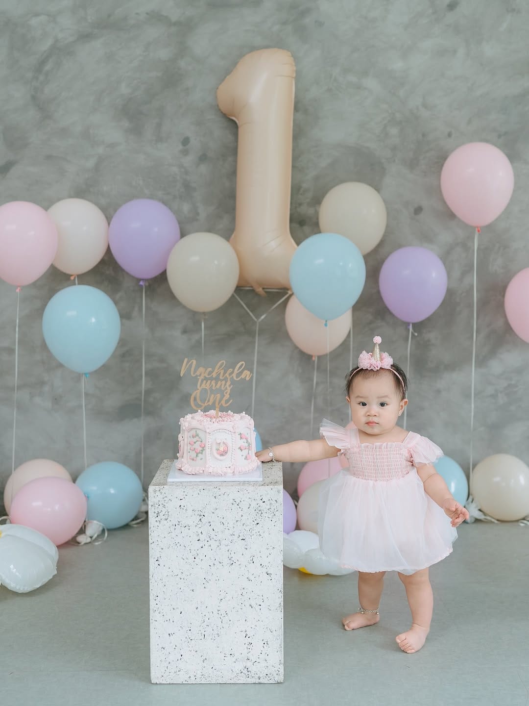 Post 10 by your beloved photographer on Instagram (carousel)
