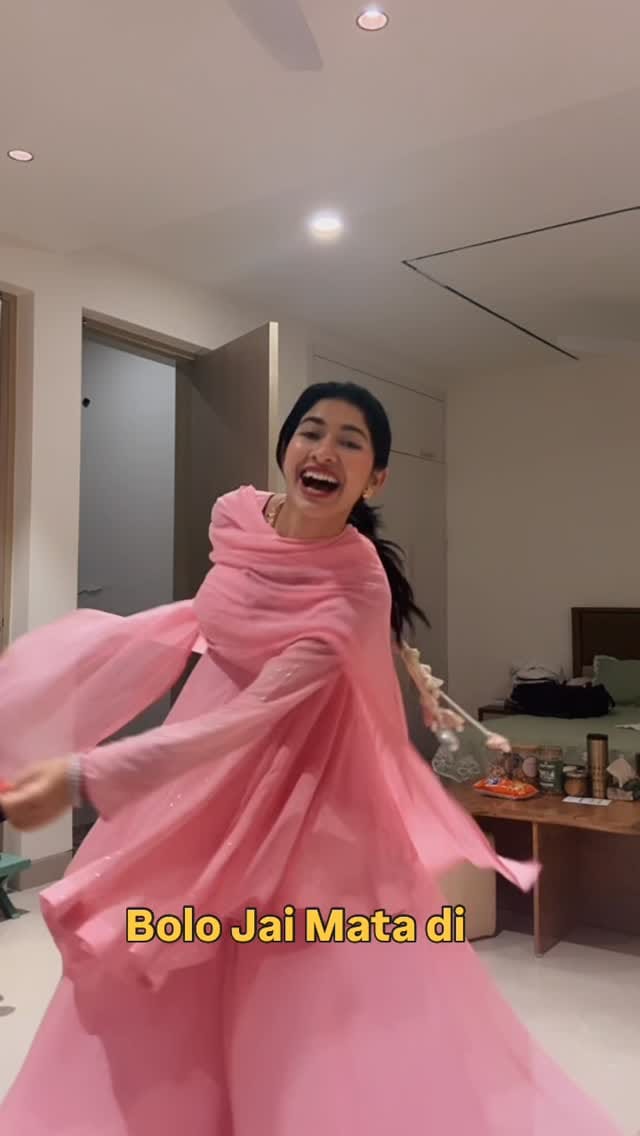Post 9 by Abhilasha Kashyap on Instagram (video)