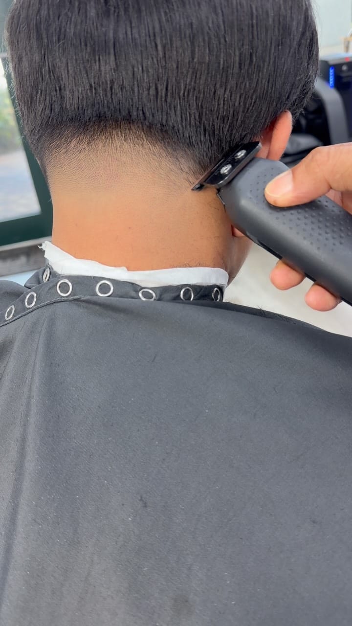 Post 7 by Barber siro on Instagram (video)