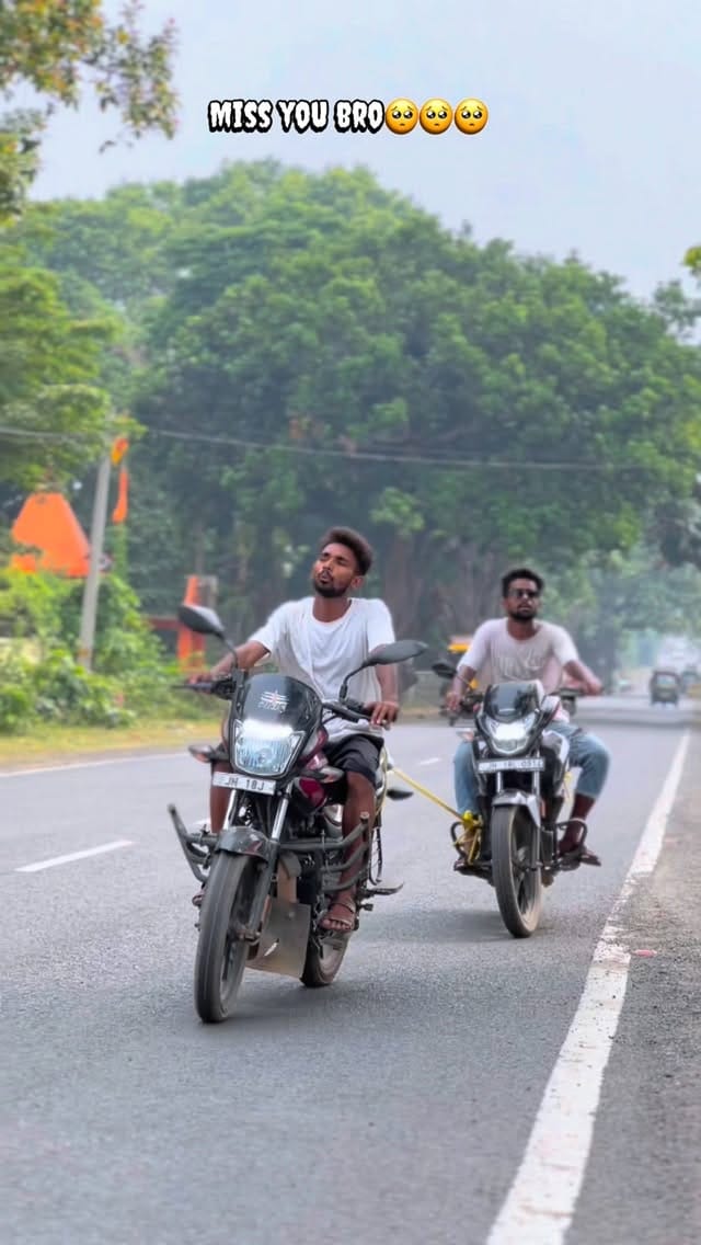 Post 6 by 𝐇𝐢𝐫𝐚 𝐬𝐚𝐡𝐚 on Instagram (video)