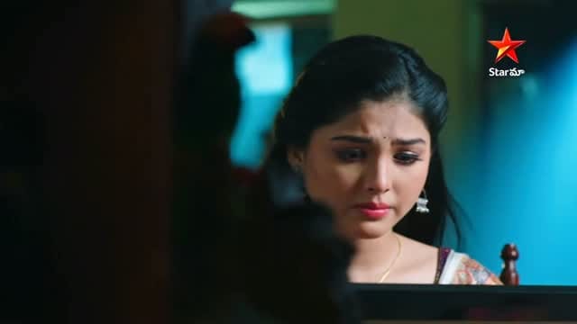 Post 8 by Sneha Debb on Instagram (video)