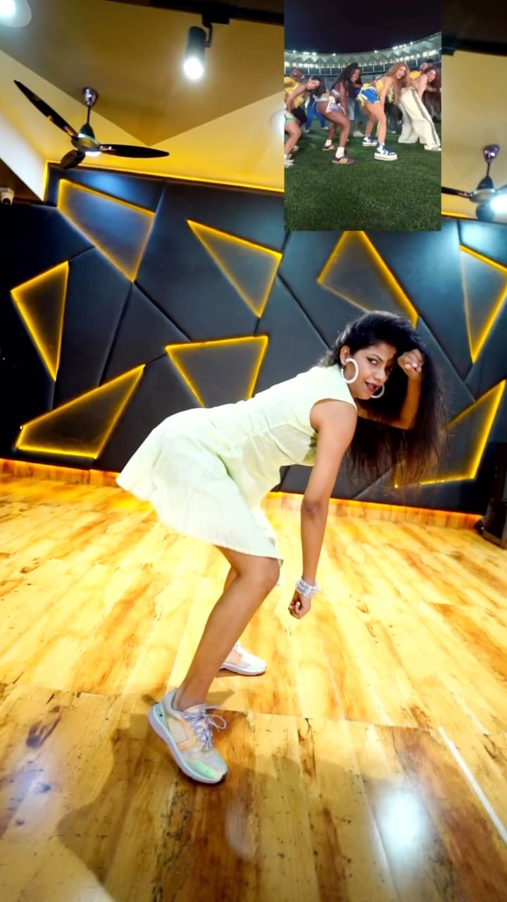 Post 6 by Niharika Singh Chadha AKA The Flutter Queen on Instagram (video)