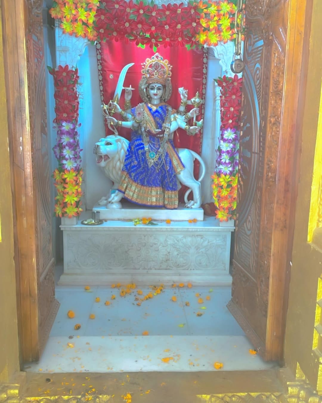 Post 10 by Gaaon ki gori 👰‍♀️❣️ on Instagram (carousel)