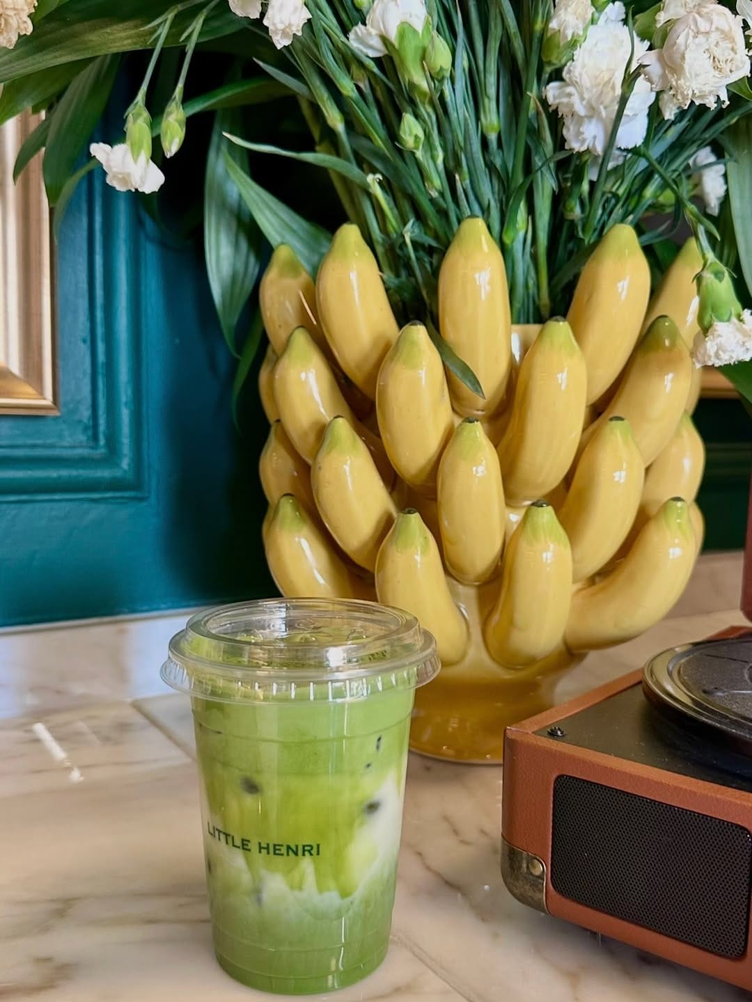 Post 2 by 𝓑𝓸𝓼𝓫𝓸𝓼 🍭🥥🥭|  Travel, fashion, food, lifestyle on Instagram (carousel)