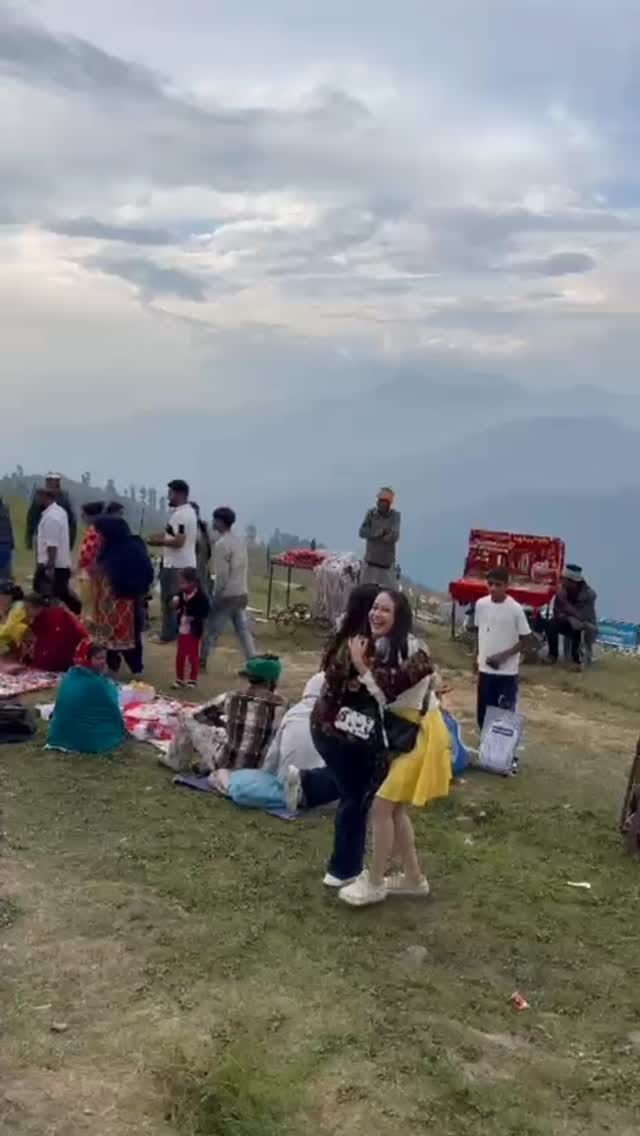 Post 5 by Siya on Instagram (video)