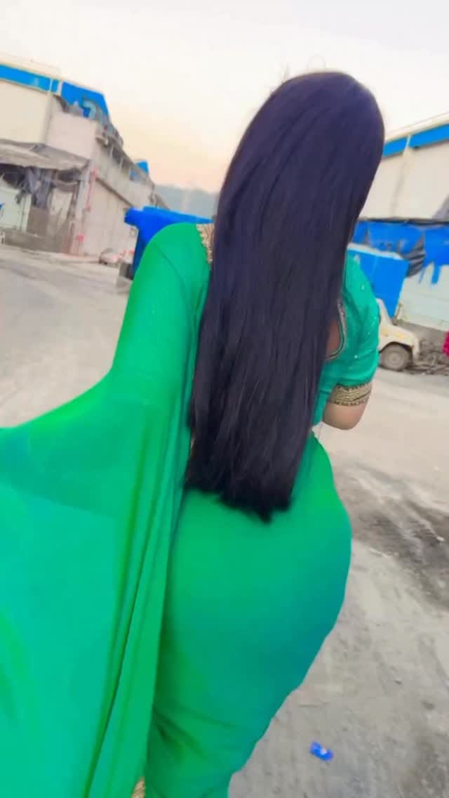 Post 6 by Reema Worah on Instagram (video)