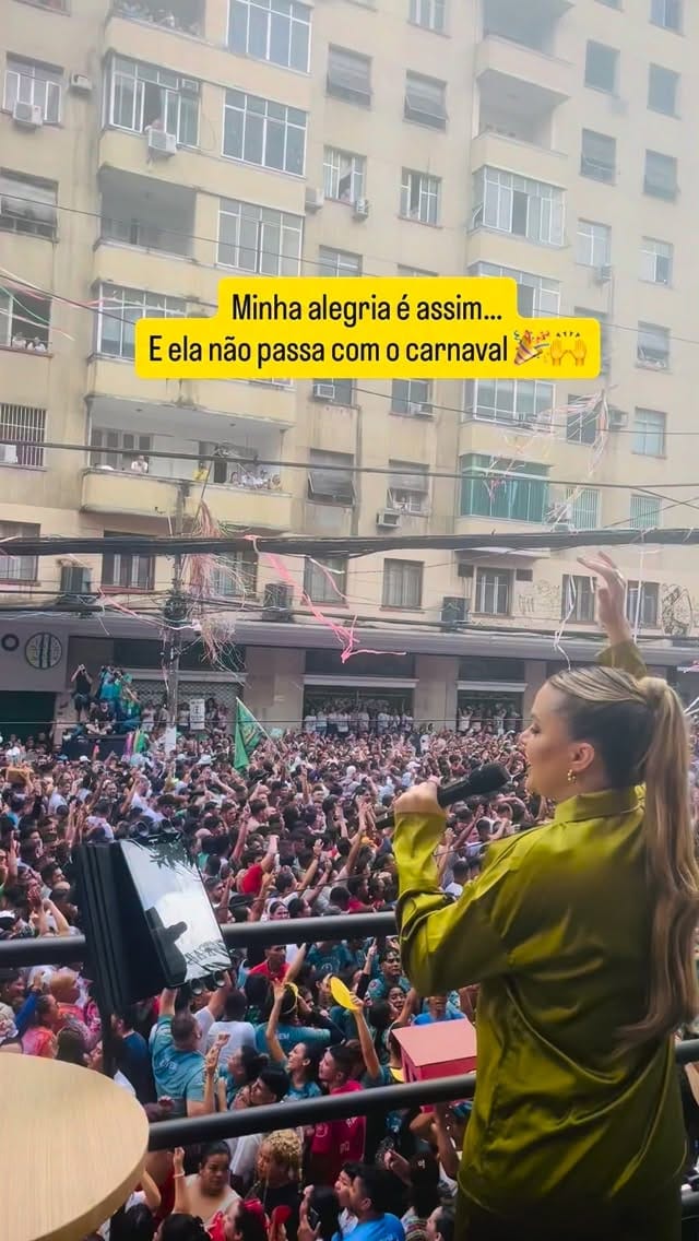 Post 8 by GABRIELA DE SÁ on Instagram (video)