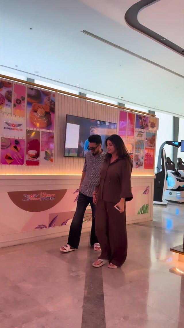 Post 5 by Manpreet Kaur Virdi on Instagram (video)