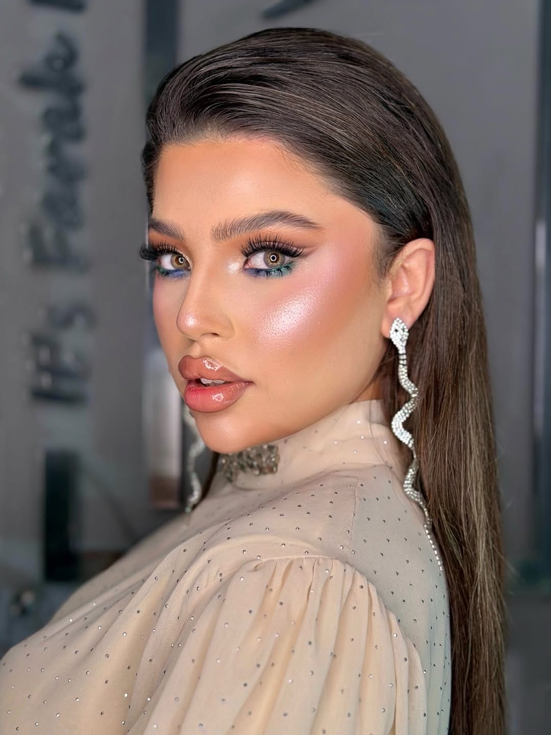 Post 6 by Farah nanou فرح نعنوع on Instagram (carousel)