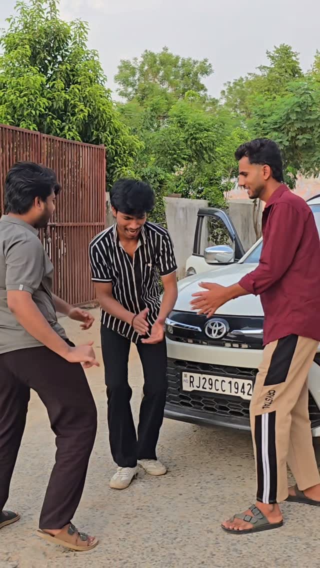 Post 2 by Ashik Kumar Saini on Instagram (video)
