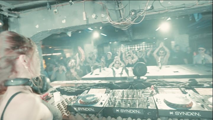Post 8 by ESTASIA | DJ & Producer on Instagram (carousel)