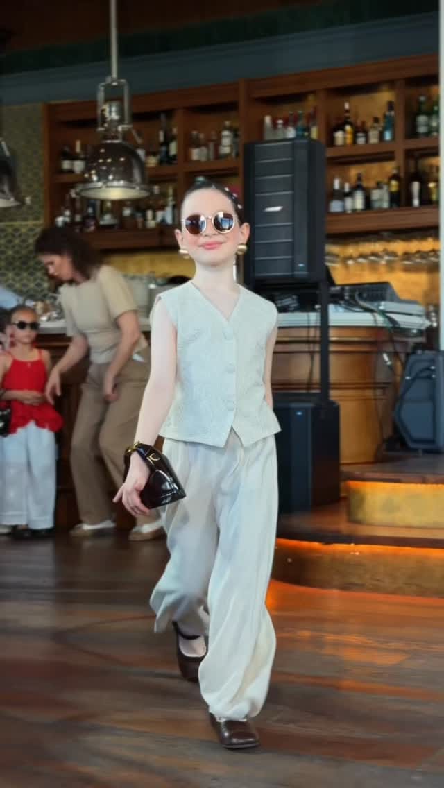Post 4 by Милана Авакян on Instagram (video)