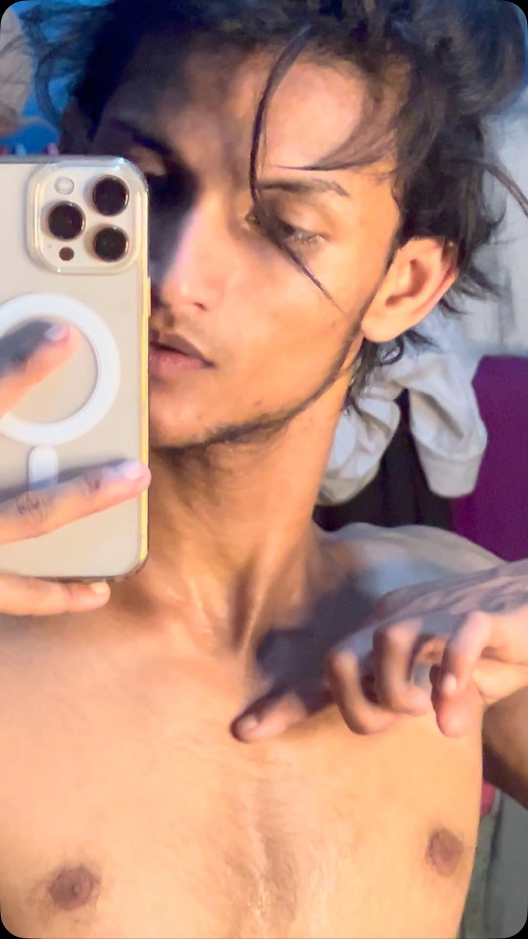 Post 6 by 𝐑𝐨𝐛𝐞 𝐌𝐮𝐣𝐚𝐡𝐢𝐝❦ on Instagram (video)