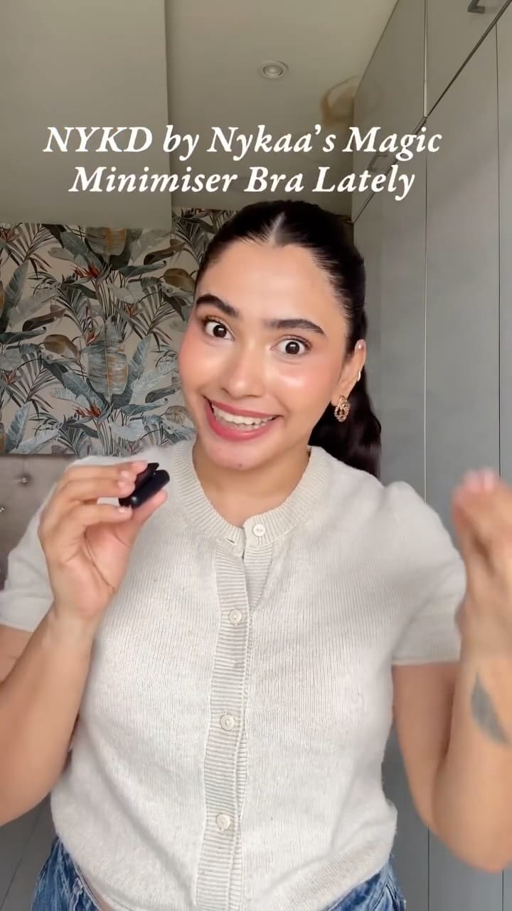Post 10 by Gowri jadhav on Instagram (video)