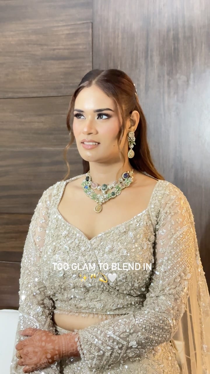 Post 5 by 𝘊𝖧𝖤𝖲𝖧𝖳𝖠| Makeup artist Ambala| Chandigarh on Instagram (video)