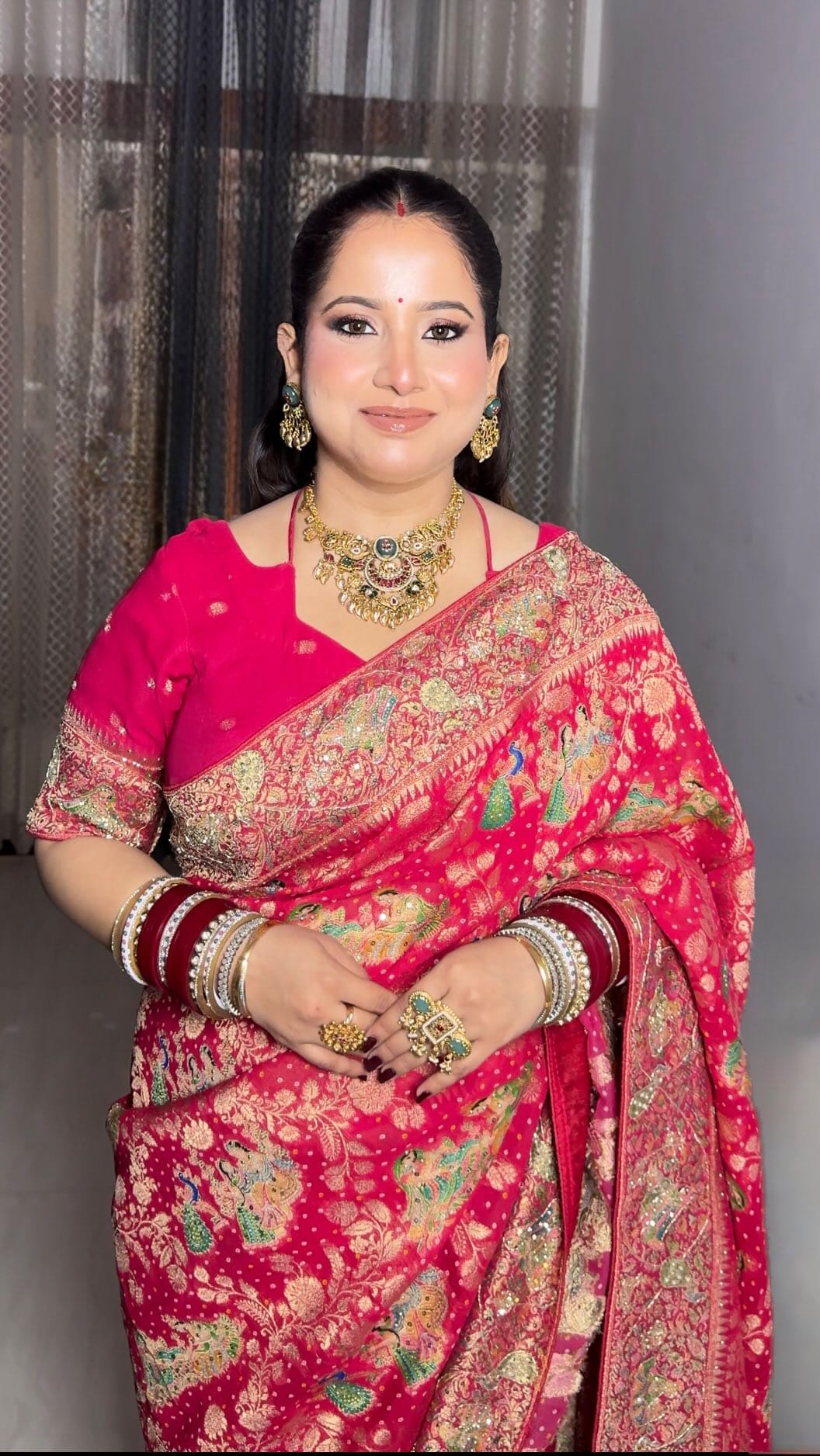 Post 6 by 𝘊𝖧𝖤𝖲𝖧𝖳𝖠| Makeup artist Ambala| Chandigarh on Instagram (video)