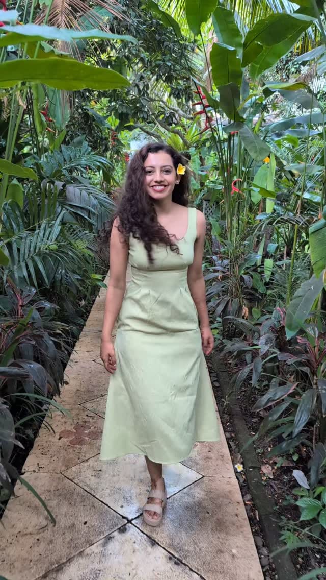 Post 7 by Aanand Priya on Instagram (video)