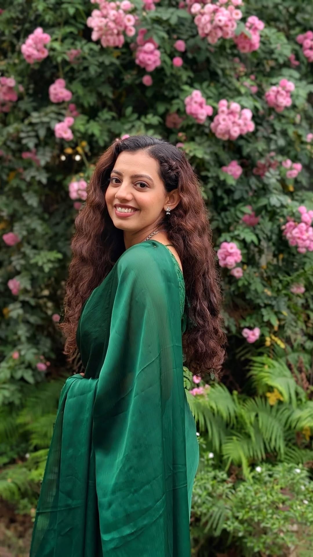 Post 4 by Aanand Priya on Instagram (video)