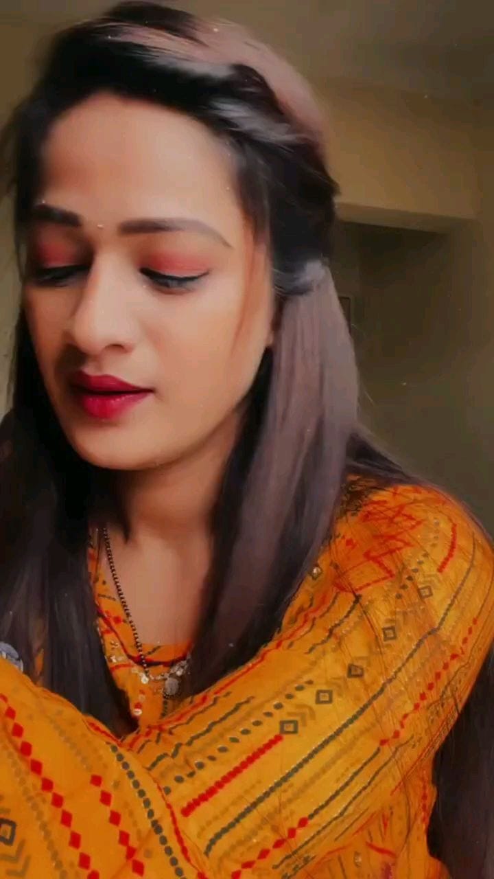 Post 8 by ((Vishu...🧸)) on Instagram (video)