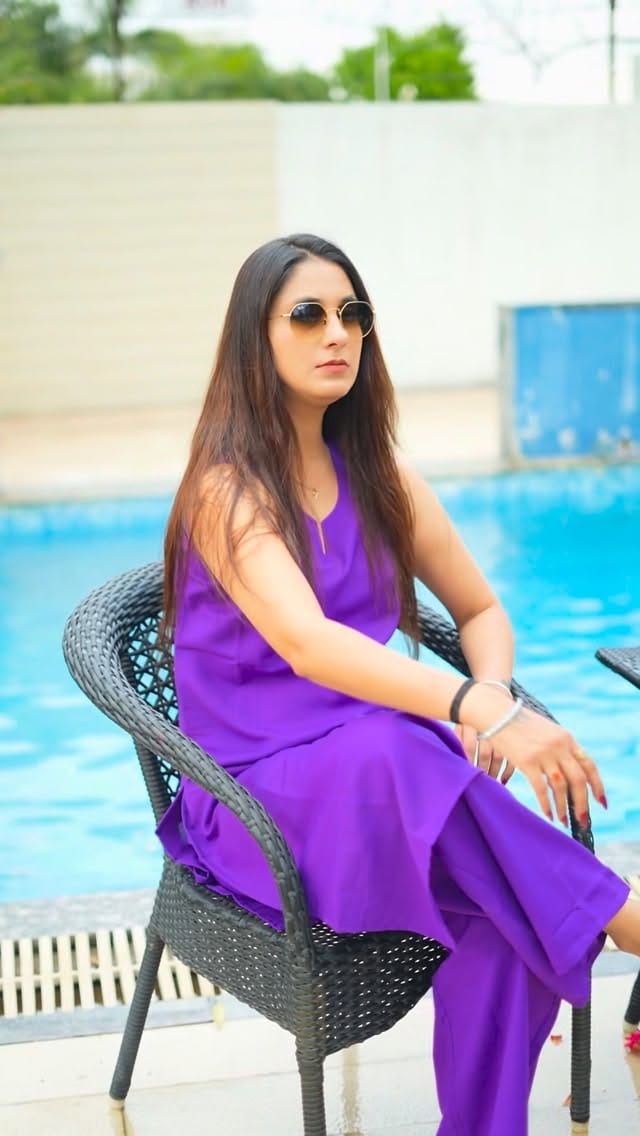 Post 8 by KIRTI RAINA on Instagram (video)