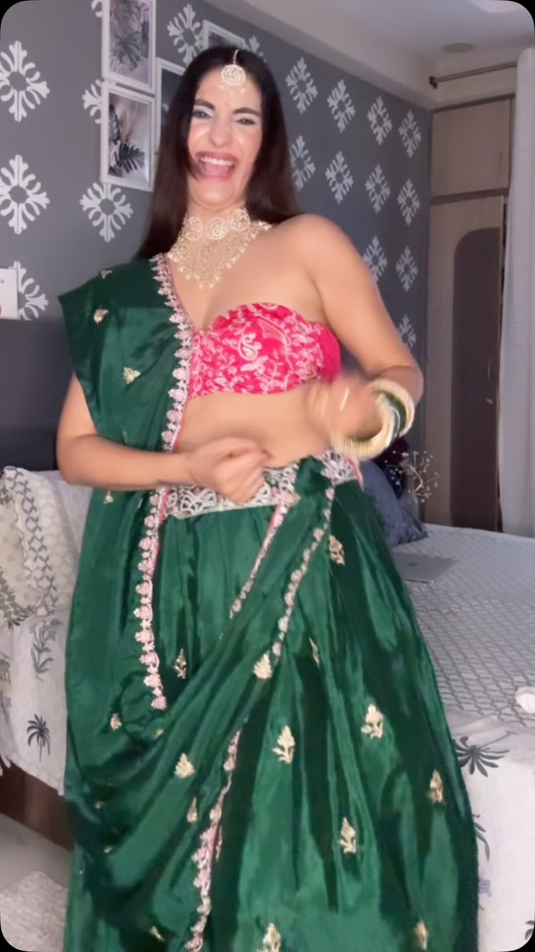 Post 7 by KIRTI RAINA on Instagram (video)
