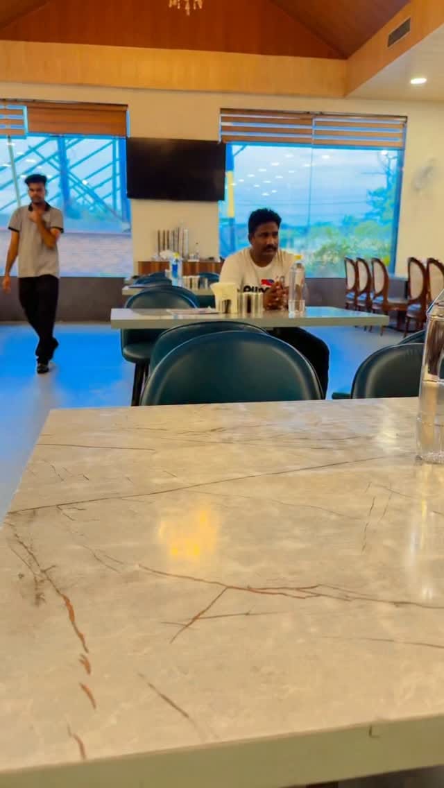 Post 2 by Mursaleen Kaliya on Instagram (video)